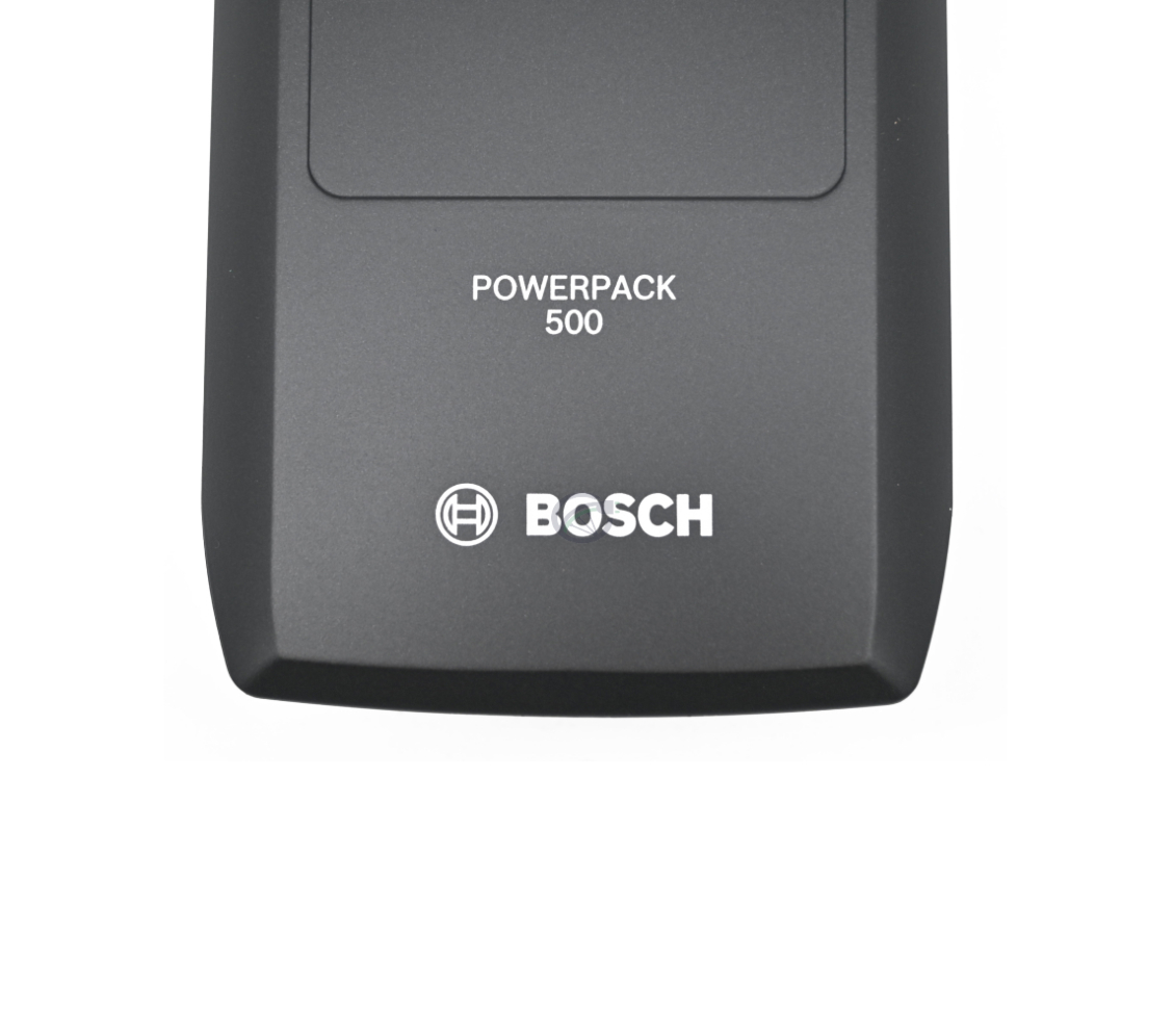 close-up van de Bosch PowerPack 500 Active 36V 13.4Ah fietsbatterij vanaf de bovenkant ingezoomd op het bosch logo